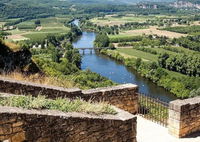In France With Private Terrace Hébergement de vacances