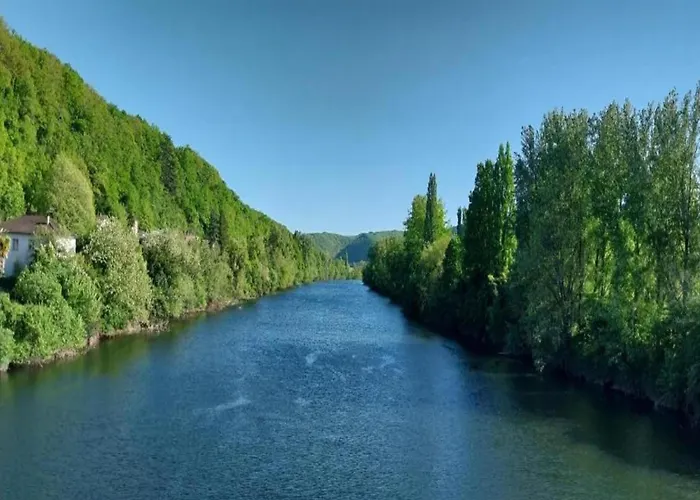 Hébergement de vacances In France With Private Terrace Mauroux (Lot)