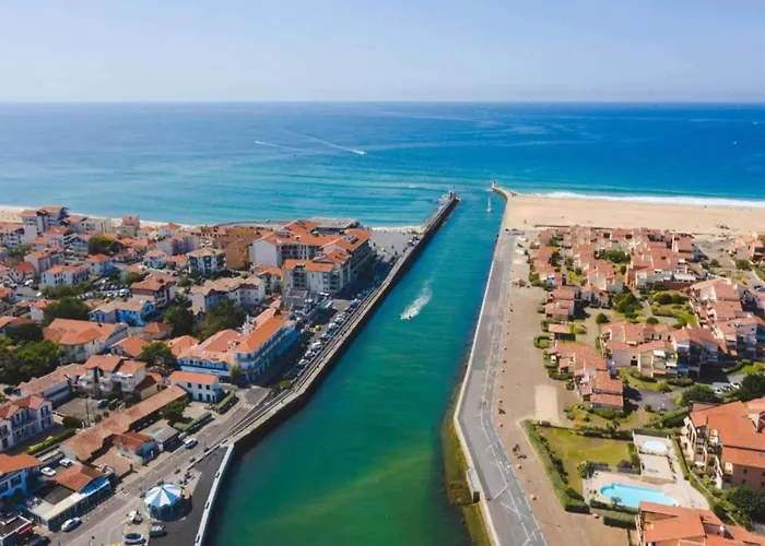 In France With Private Terrace Hébergement de vacances